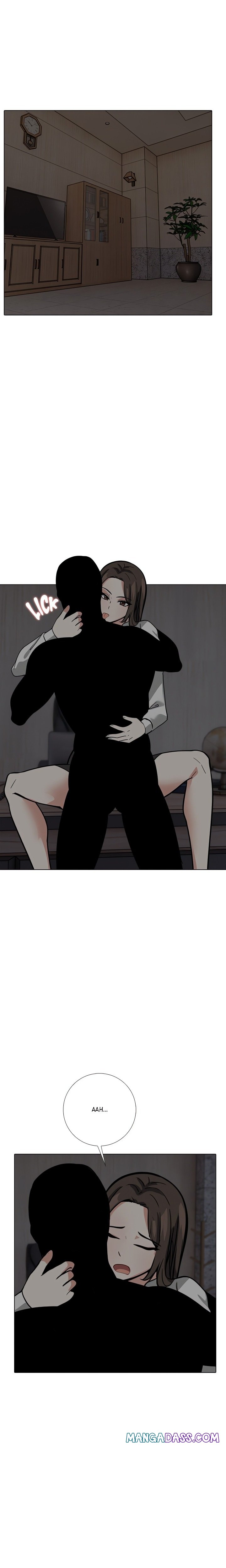 Locked With Her - Chapter 9 Page 1