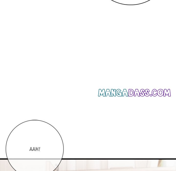 Seductive Curves Behind Closed Doors - Chapter 17 Page 31